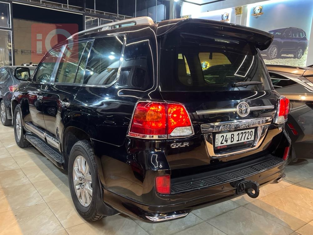 تويوتا لاندكروزر